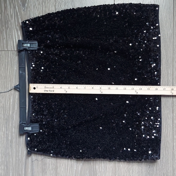 H&M sequined skirt - Picture 4 of 7